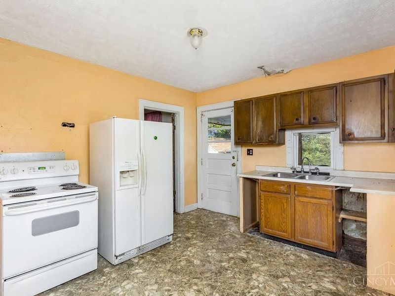 5836 Brown Road, Oxford Township, OH 45056 Photo 5
