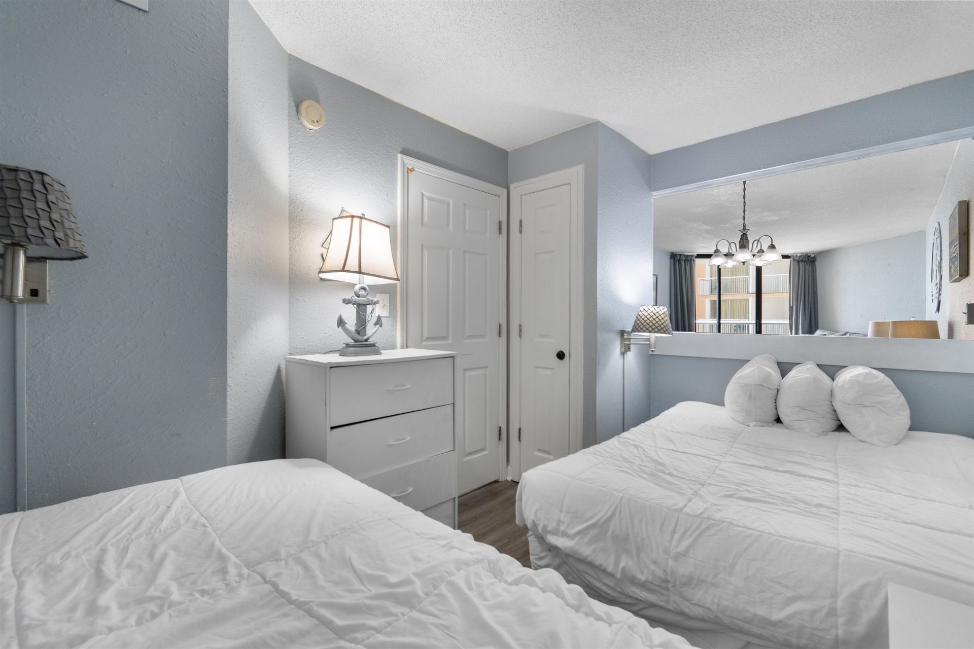 9550 Shore Dr. Photo 26