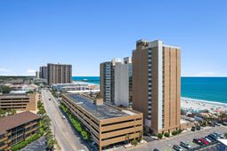 9550 Shore Dr. photo 4