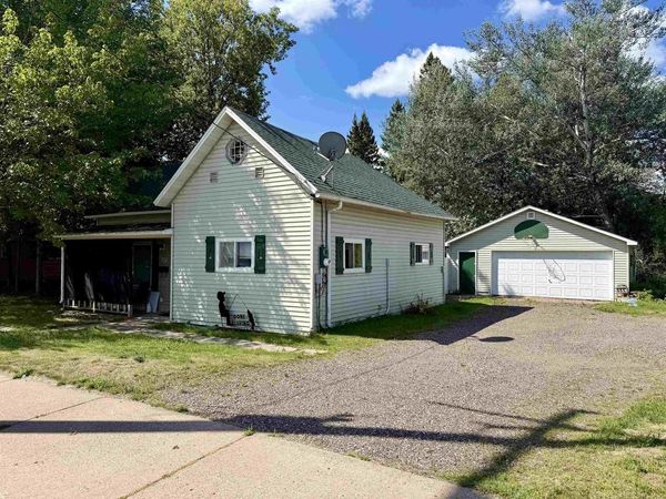 676 LAKE AVENUE SOUTH, Phillips, WI 54555