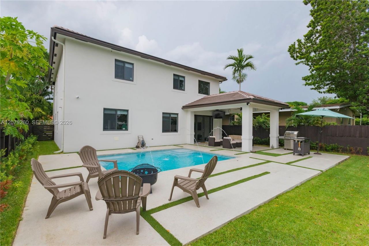 5778 SW 33rd St , Miami, FL 33155 Photo