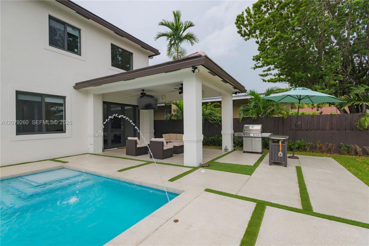 5778 SW 33rd St , Miami, FL 33155 Photo
