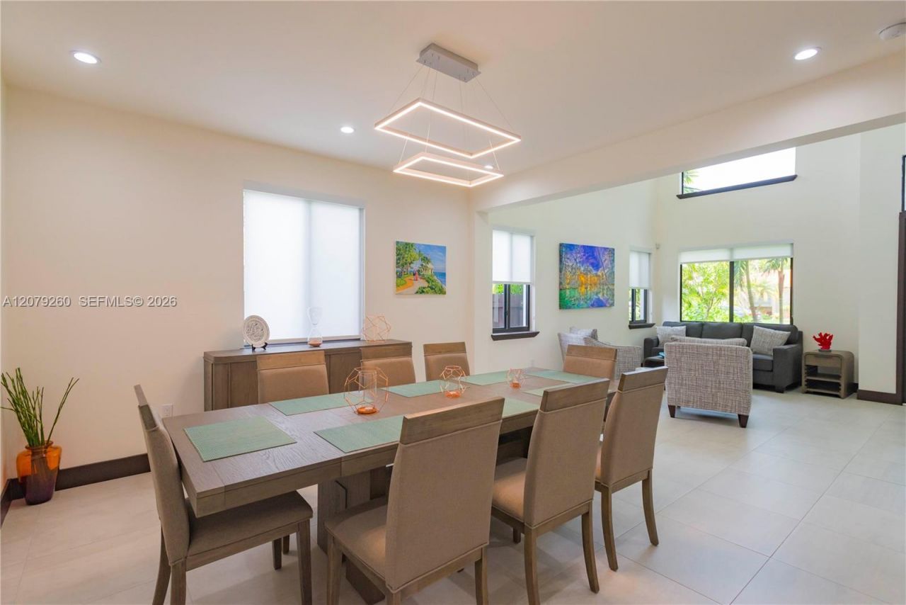 5778 SW 33rd St , Miami, FL 33155 Photo