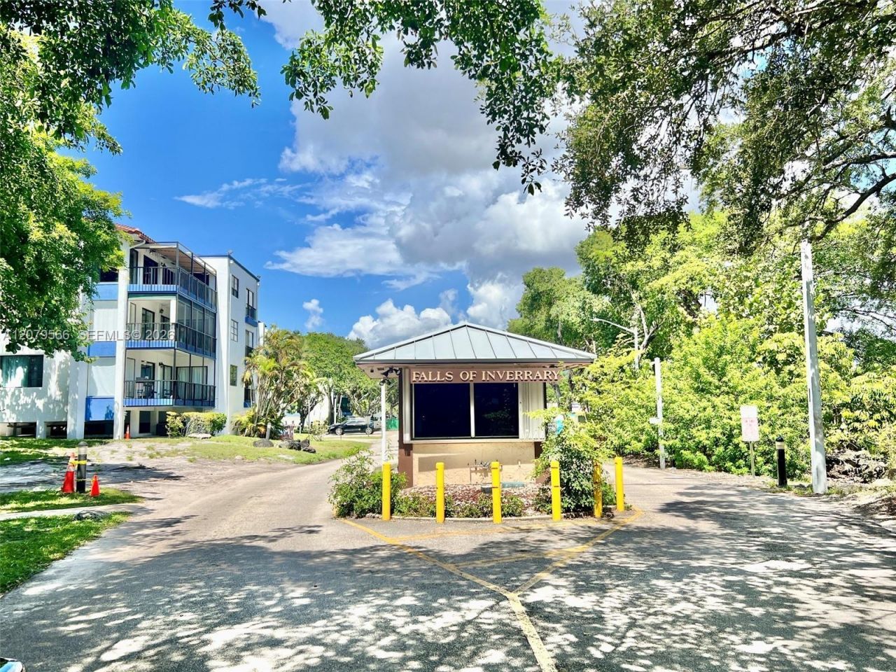 6300 S Falls Cir Dr, Unit 408, Lauderhill, FL 33319 Photo