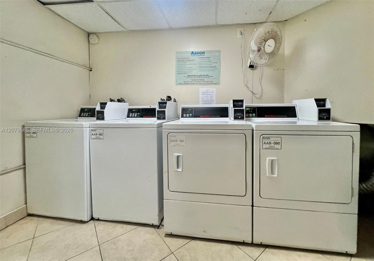 6300 S Falls Cir Dr, Unit 408, Lauderhill, FL 33319 Photo