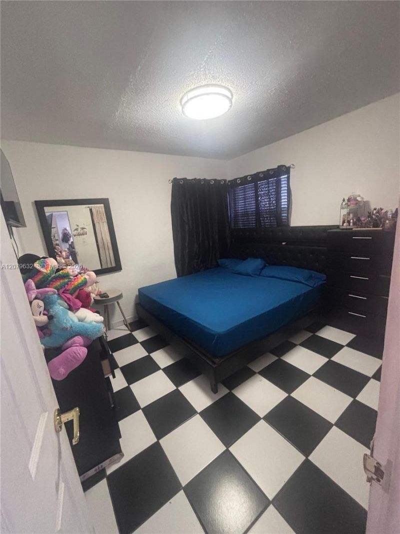 6847 SW 13th St , Miami, FL 33144 Photo
