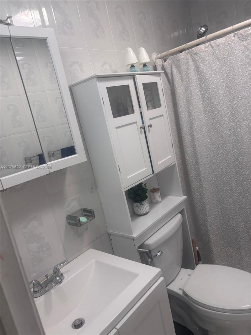 6847 SW 13th St , Miami, FL 33144 Photo