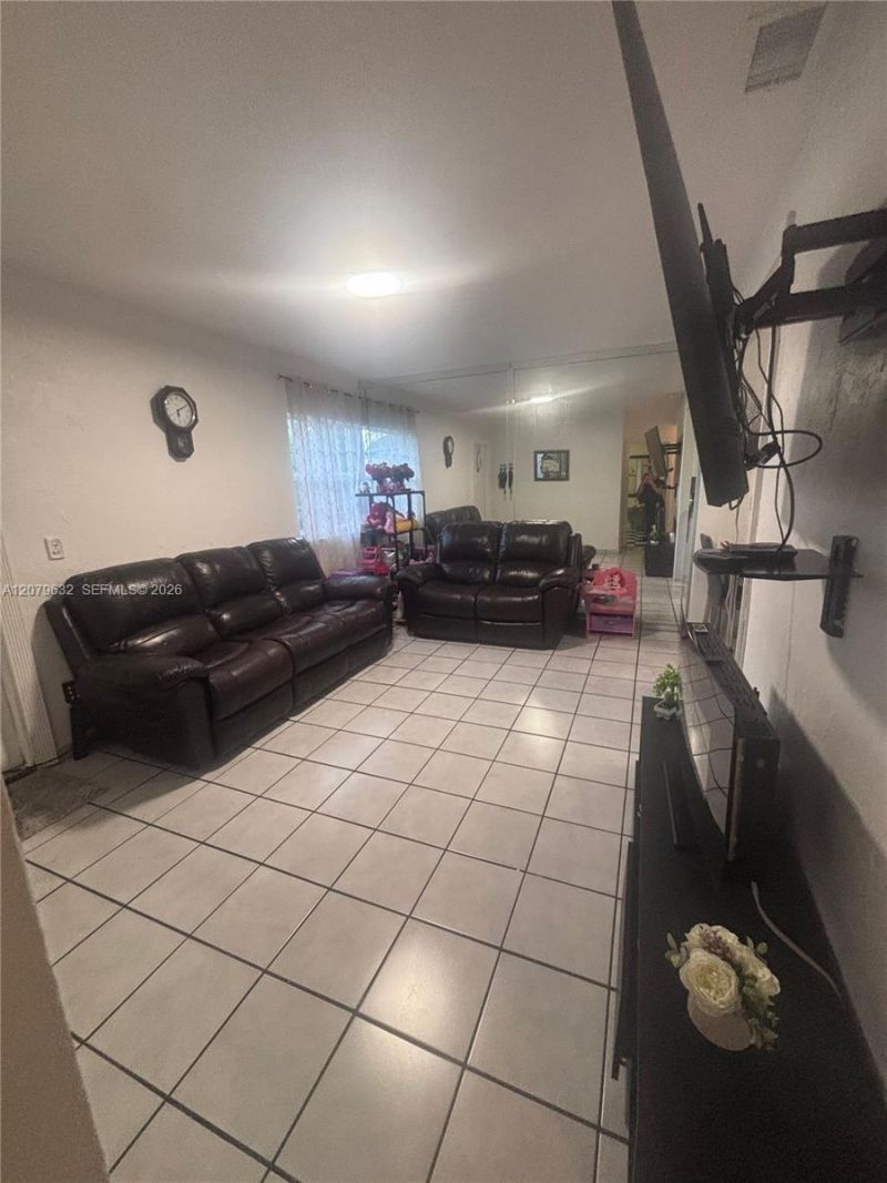 6847 SW 13th St , Miami, FL 33144 Photo