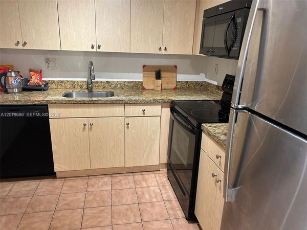 600 Three Islands Blvd, Unit 118, Hallandale Beach, FL 33009