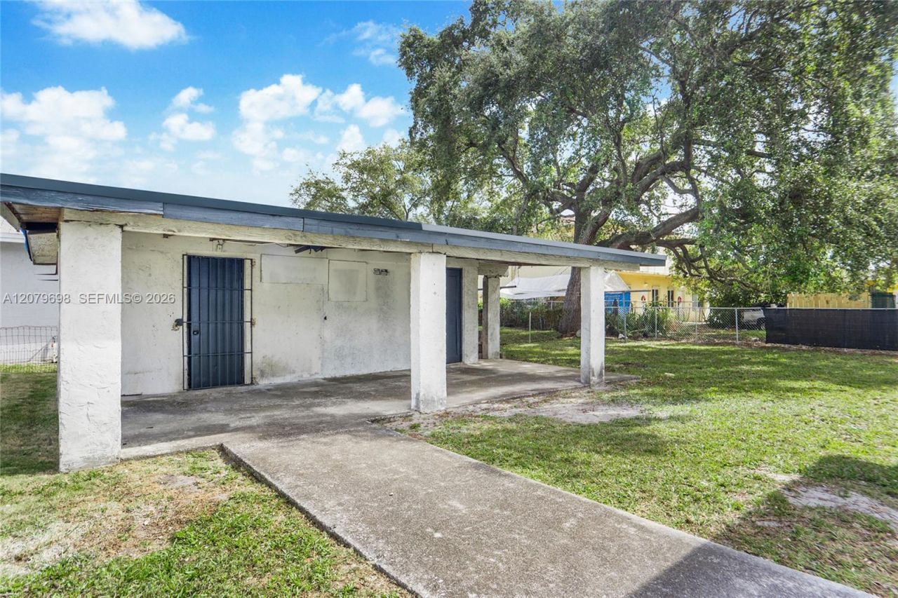 6535 NW 6th Ave , Miami, FL 33150 Photo