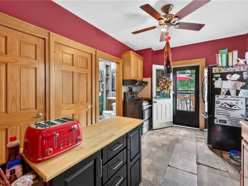 3525 W 49th Street, Cleveland, OH 44102 Photo 17