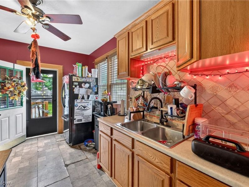 3525 W 49th Street, Cleveland, OH 44102 Photo 18