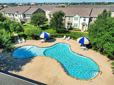 6900 Carrington Lane, Fort Worth, TX 76137