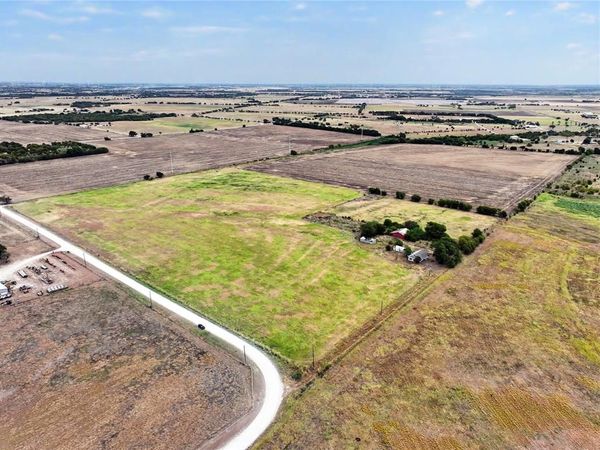 272 HCR-3106, Abbott, TX 76621