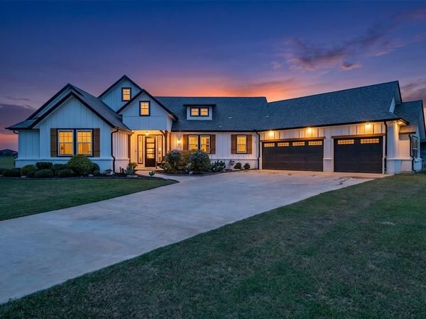 128 Chambers Creek Trail , Alvarado, TX 76009