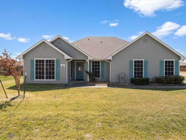107 W Hubbard Road, Josephine, TX 75173