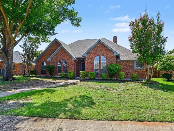 8306 Navigation Drive, Rowlett, TX 75088