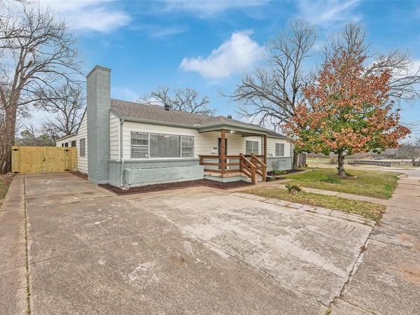 109 W 11th Street , Irving, TX 75060