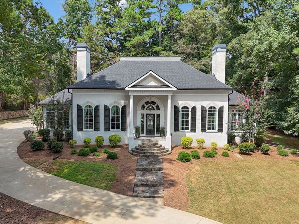 180 Pebble Beach Drive, Fayetteville, GA 30215