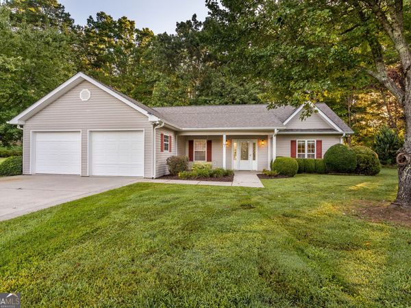 12 Hannah Circle, Blue Ridge, GA 30513