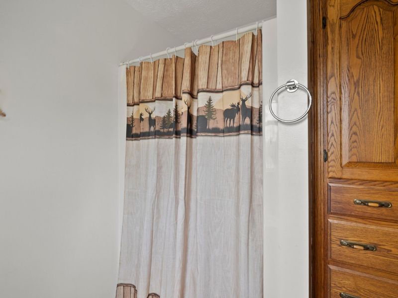 27261 Newcastle Road, Gambier, OH 43022 Photo 36