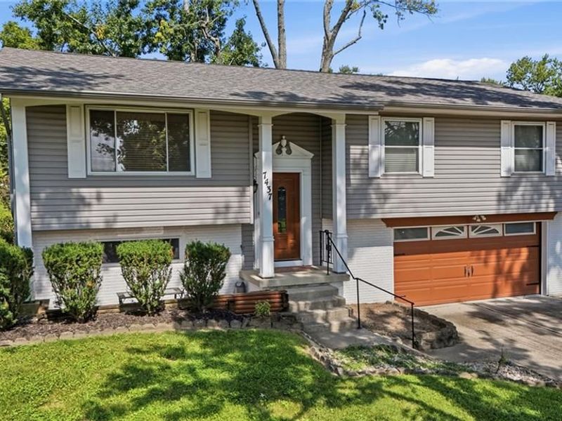 7437 Mad River Road, Dayton, OH 45459 Photo 1