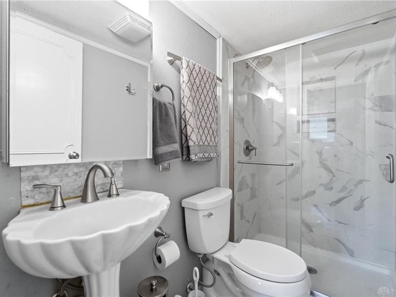7437 Mad River Road, Dayton, OH 45459 Photo 15