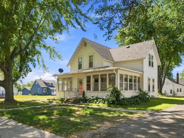 408 Central Avenue , Osakis, MN 56360