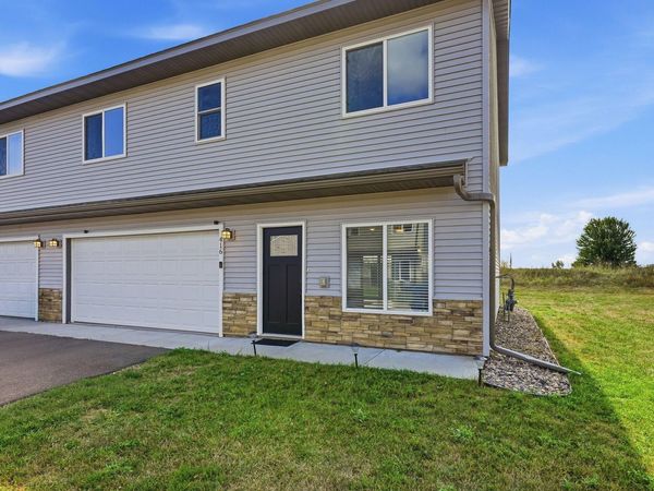 416 Sierra Place, Roberts, WI 54023