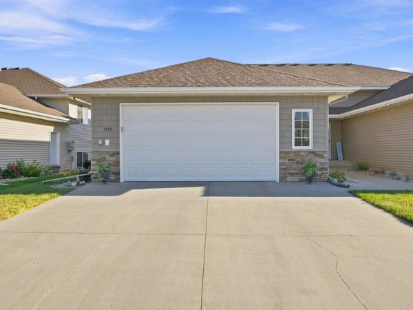 1540 19th Avenue E, West Fargo, ND 58078