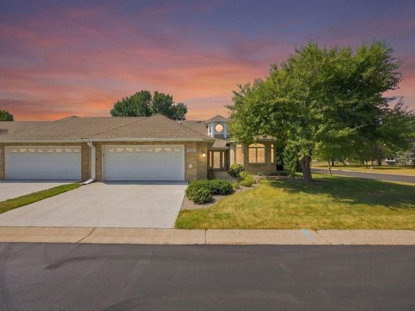 1264 Silverthorn Drive , Shoreview, MN 55126