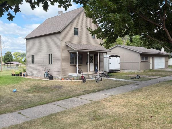1011 4th Avenue, Madison, MN 56256