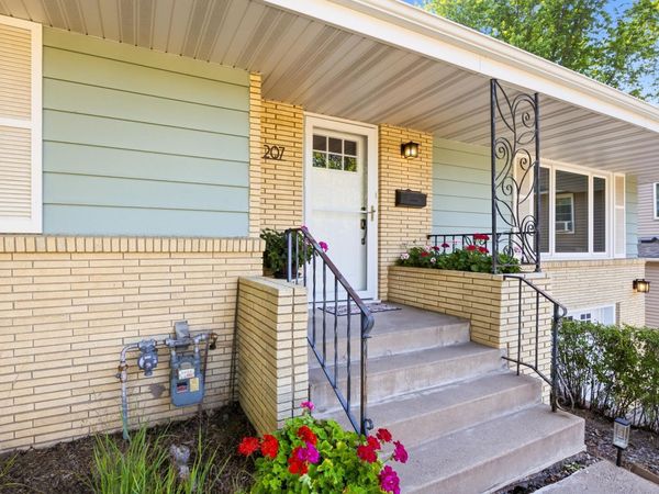 207 1st Avenue SE, New Prague, MN 56071