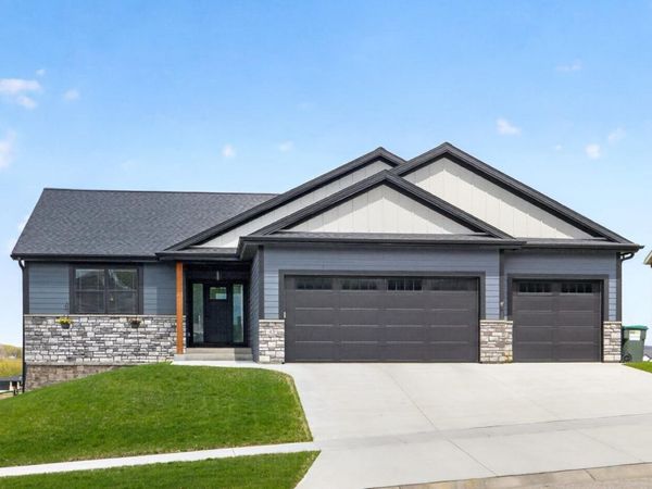 43 13th Street NE, Byron, MN 55920