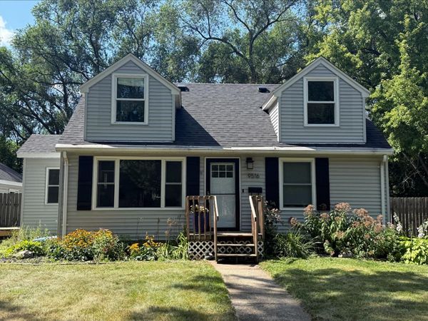 9516 10th Avenue S, Bloomington, MN 55420