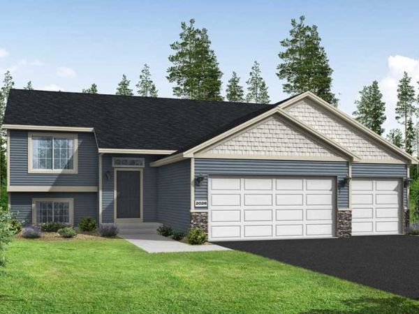 1923 Pierce Street S, Cambridge, MN 55008