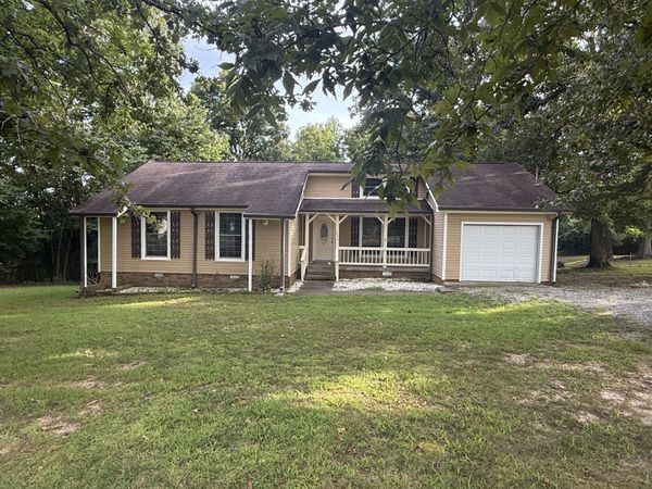 1270 Gip Manning Rd , Clarksville, TN 37042