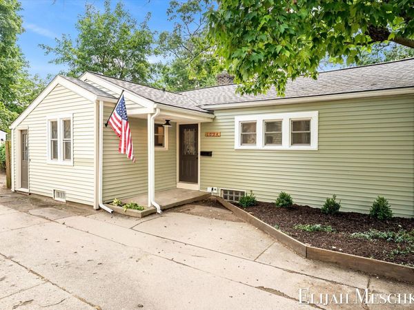 1034 Griswold Street SE, Grand Rapids, MI 49507