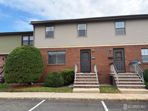 109 Maple Hill Drive , Woodbridge, NJ 07095