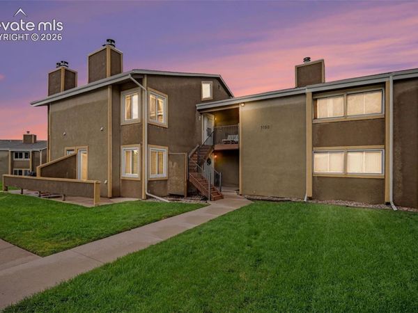 1050 Magic Lamp Way, Unit E, Monument, CO 80132