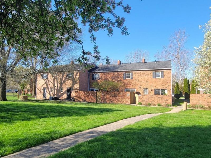 4682 Merrifield Place , Unit 55, Columbus, OH 43220 Photo 13