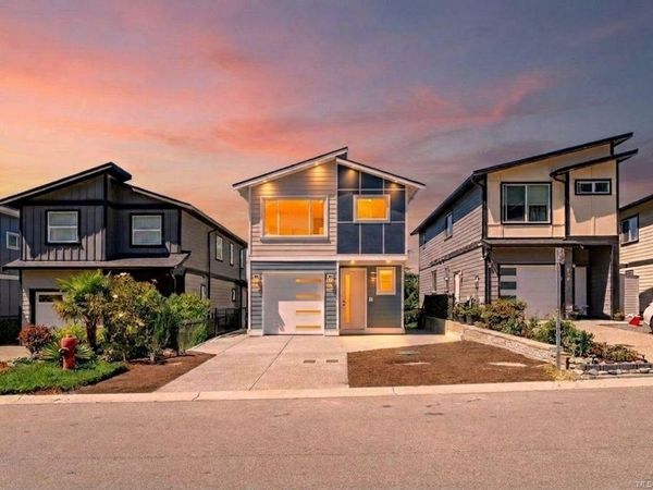 942 Peace Keeping Cres , Langford, BC V9C 0N6