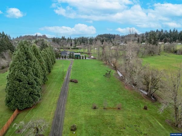 16655 Dancing Fox Ln NE, Silverton, OR 97381