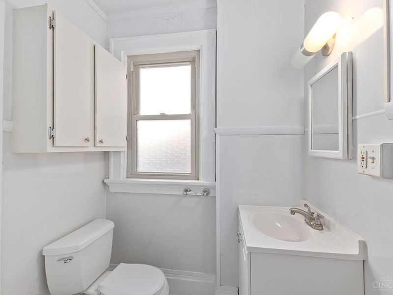 3096 Madison Road, Cincinnati, OH 45209 Photo 16