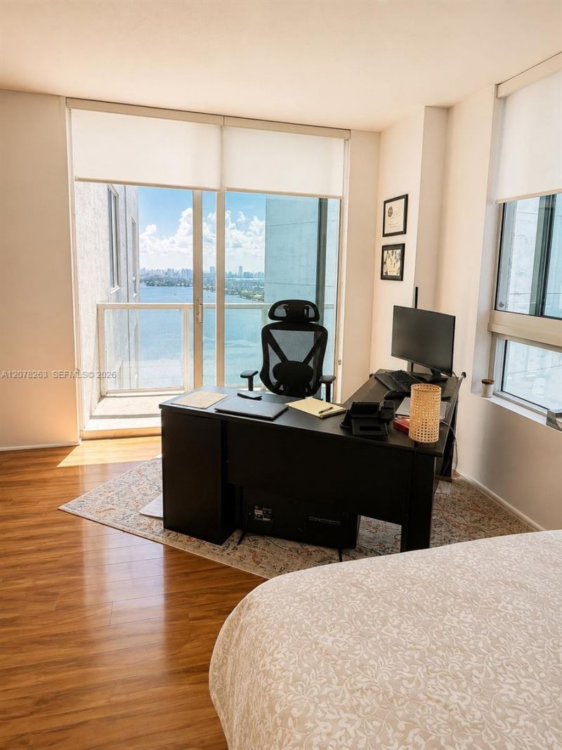 1900 N Bayshore Dr, Unit 3005, Miami, FL 33132 Photo