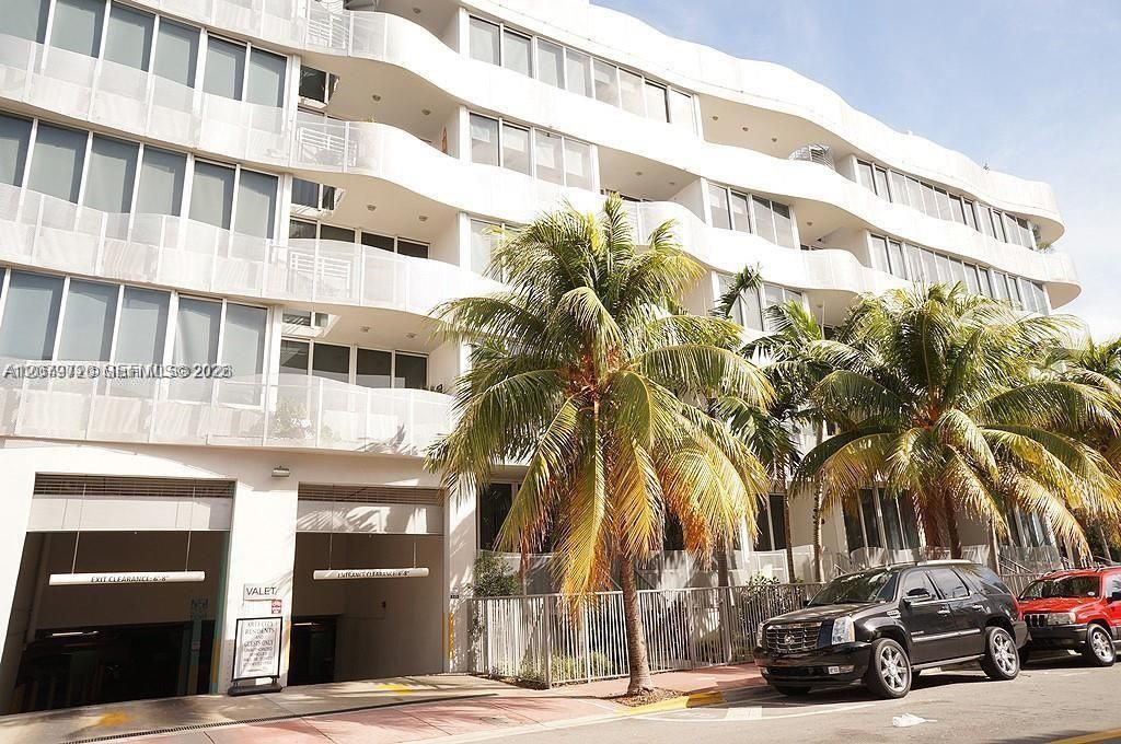 435 21st St, Unit 215, Miami Beach, FL 33139 Photo