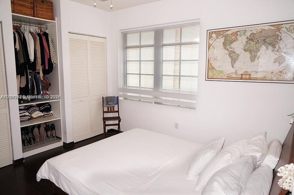 435 21st St, Unit 215, Miami Beach, FL 33139 Photo