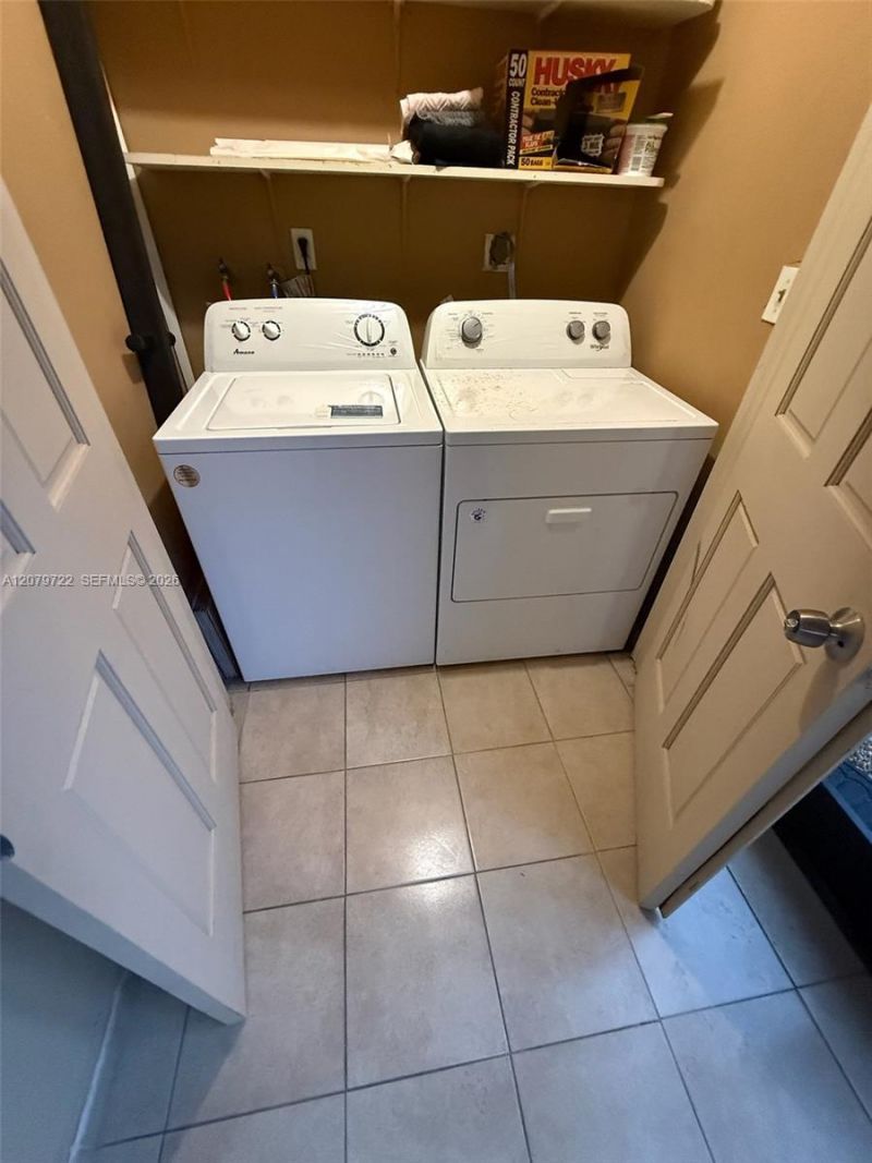 8415 SW 107th Ave , Unit 119W, Miami, FL 33173 Photo