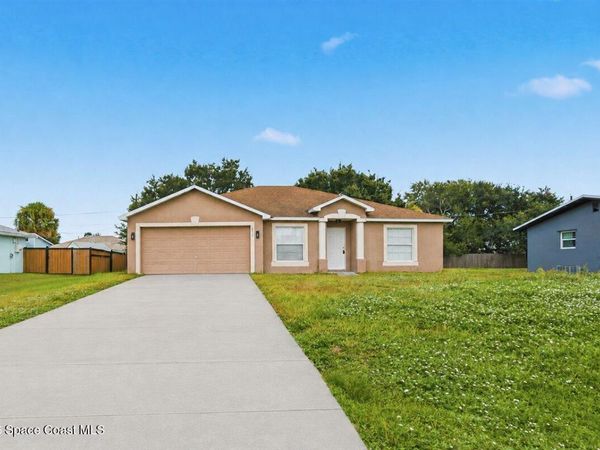 1871 Fallon Boulevard NE , Palm Bay, FL 32907