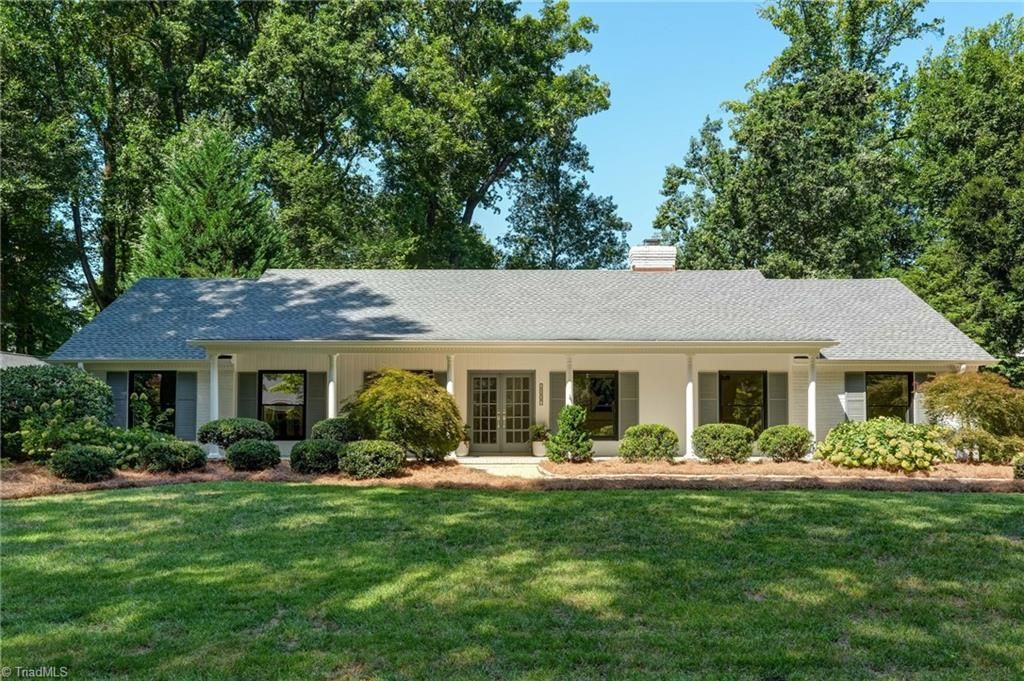 2807 Saint Regis Road, Greensboro, NC 27408 Main Photo